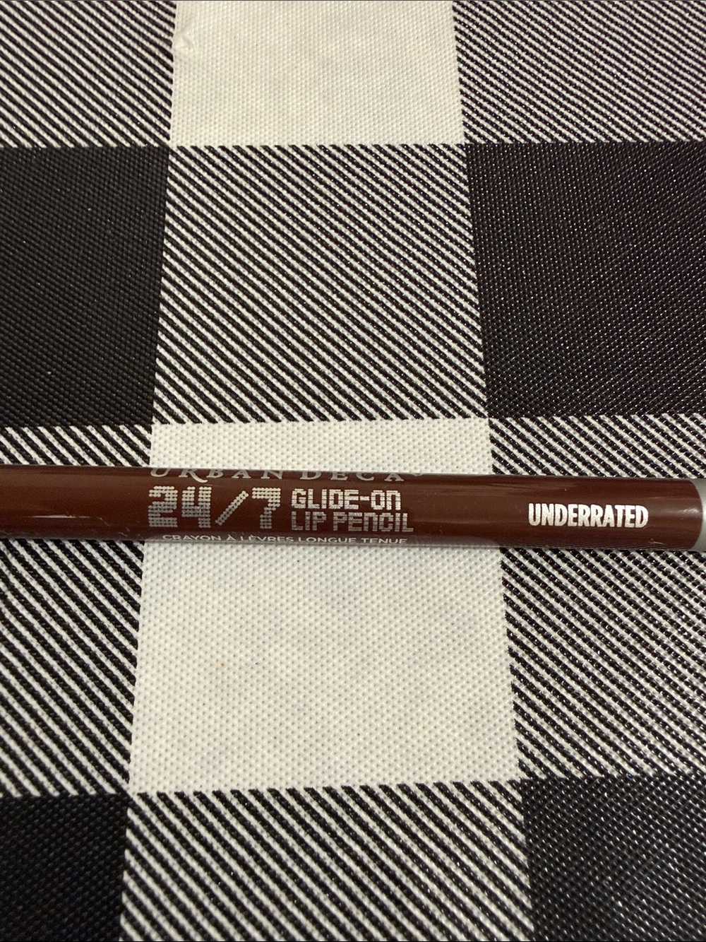 Urban Decay 24/7 Glide-On Lip Pencil in Underrated - Brown BRAND NEW